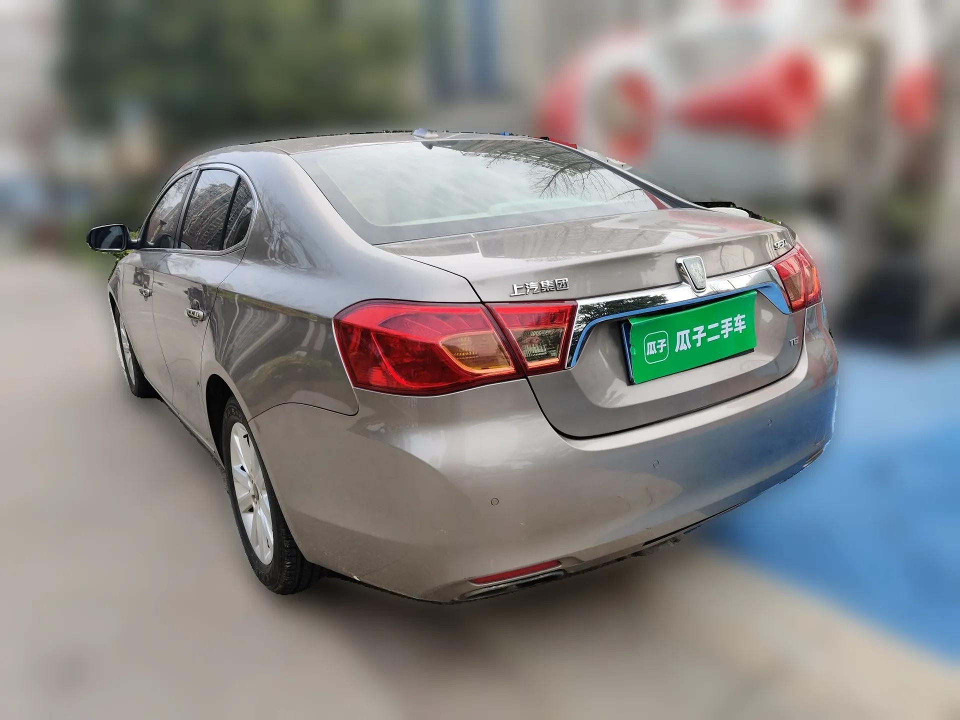 Roewe 950 2012 2.4L Luxury Edition — миниатюра 4