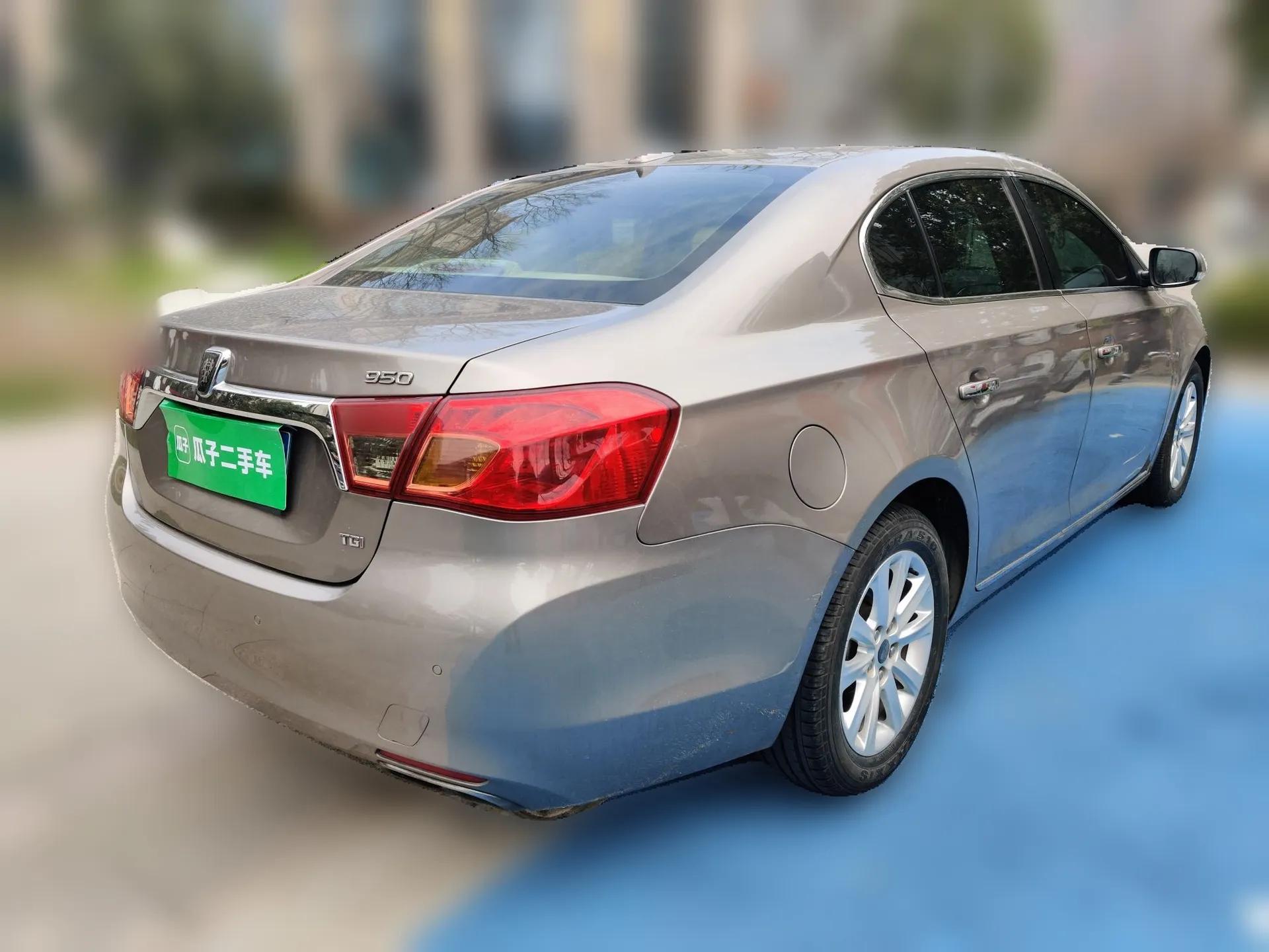 Roewe 950 2012 2.4L Luxury Edition — миниатюра 6