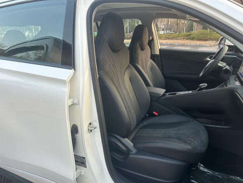 Roewe D5X DMH 2024 135 Flagship Edition — миниатюра 30