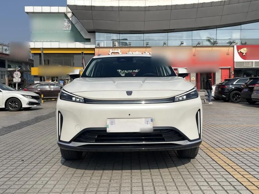 Roewe D5X DMH 2024 135 Tech Edition — миниатюра 7