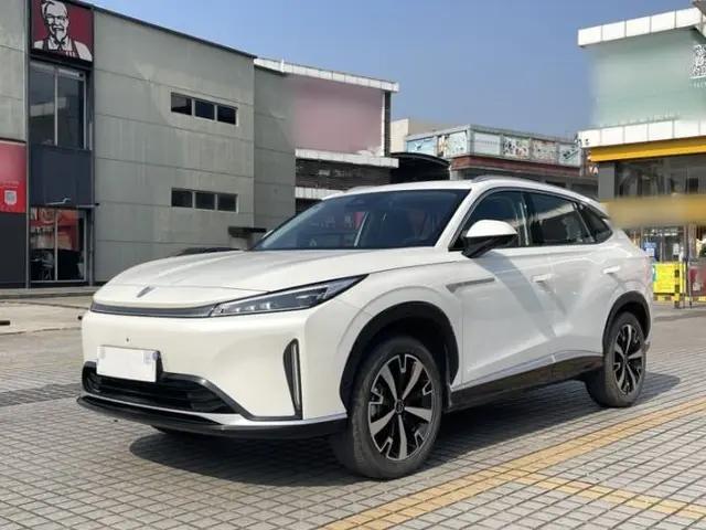 Roewe D5X DMH 2024 135 Tech Edition