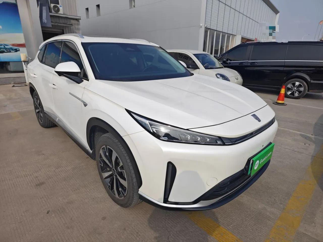 Roewe D5X DMH 2024 135 Tech Edition — миниатюра 3