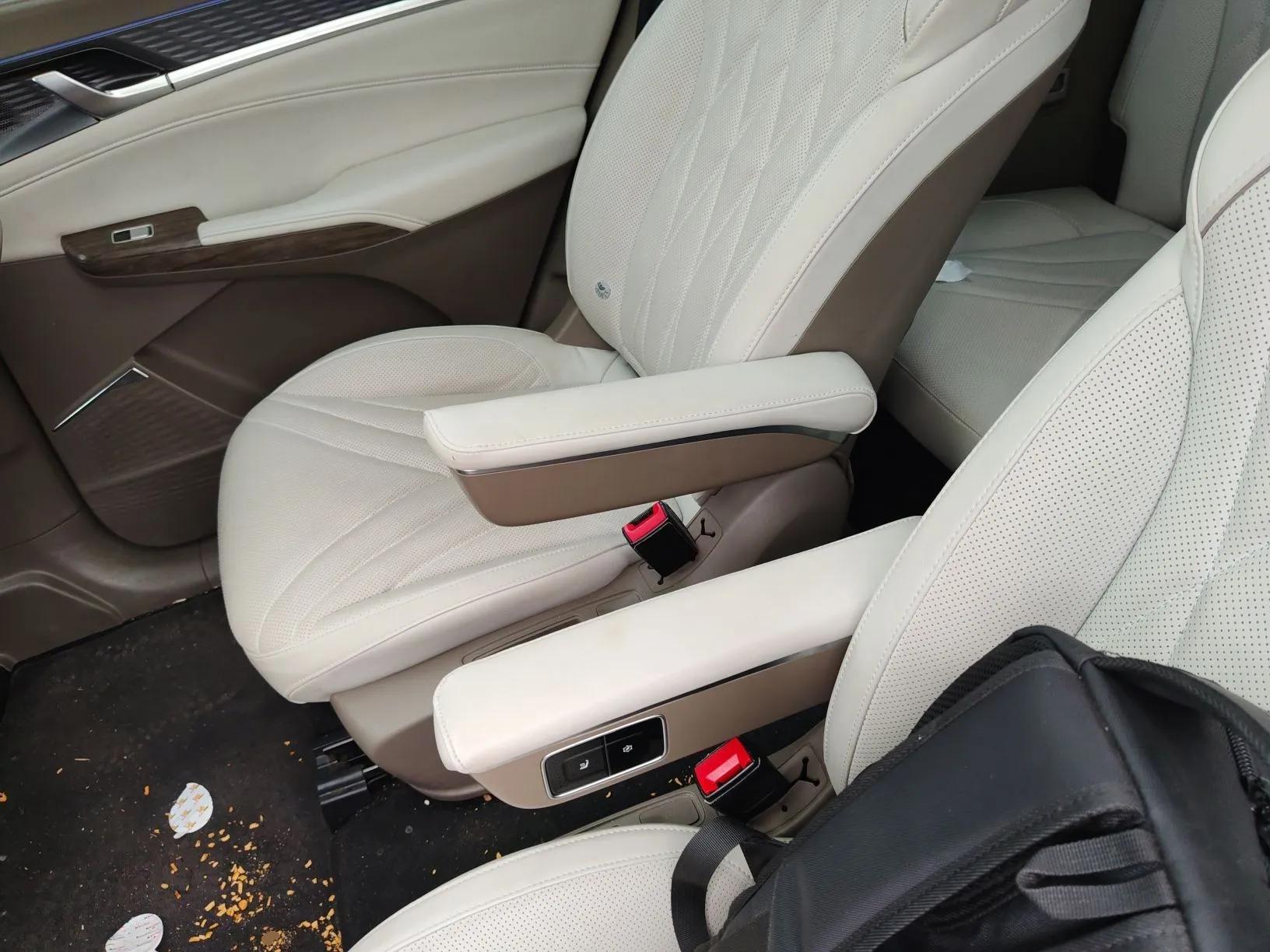 Roewe RX9 2023 2.0T All-Wheel-Drive Luxury Edition — миниатюра 19