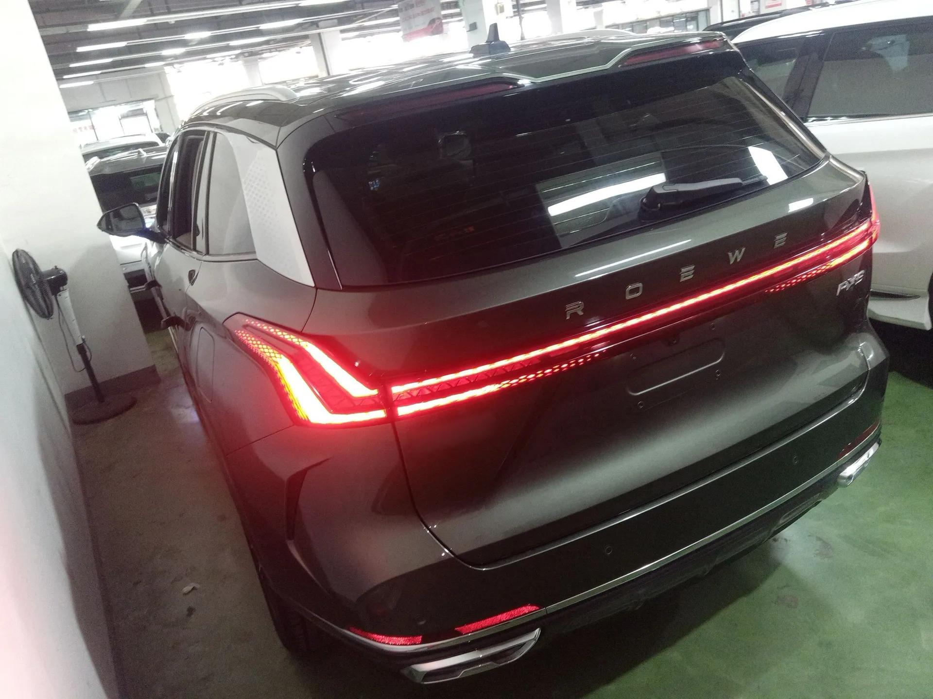 Roewe RX9 2023 2.0T Two-Wheel Drive Enjoyment Version — миниатюра 4