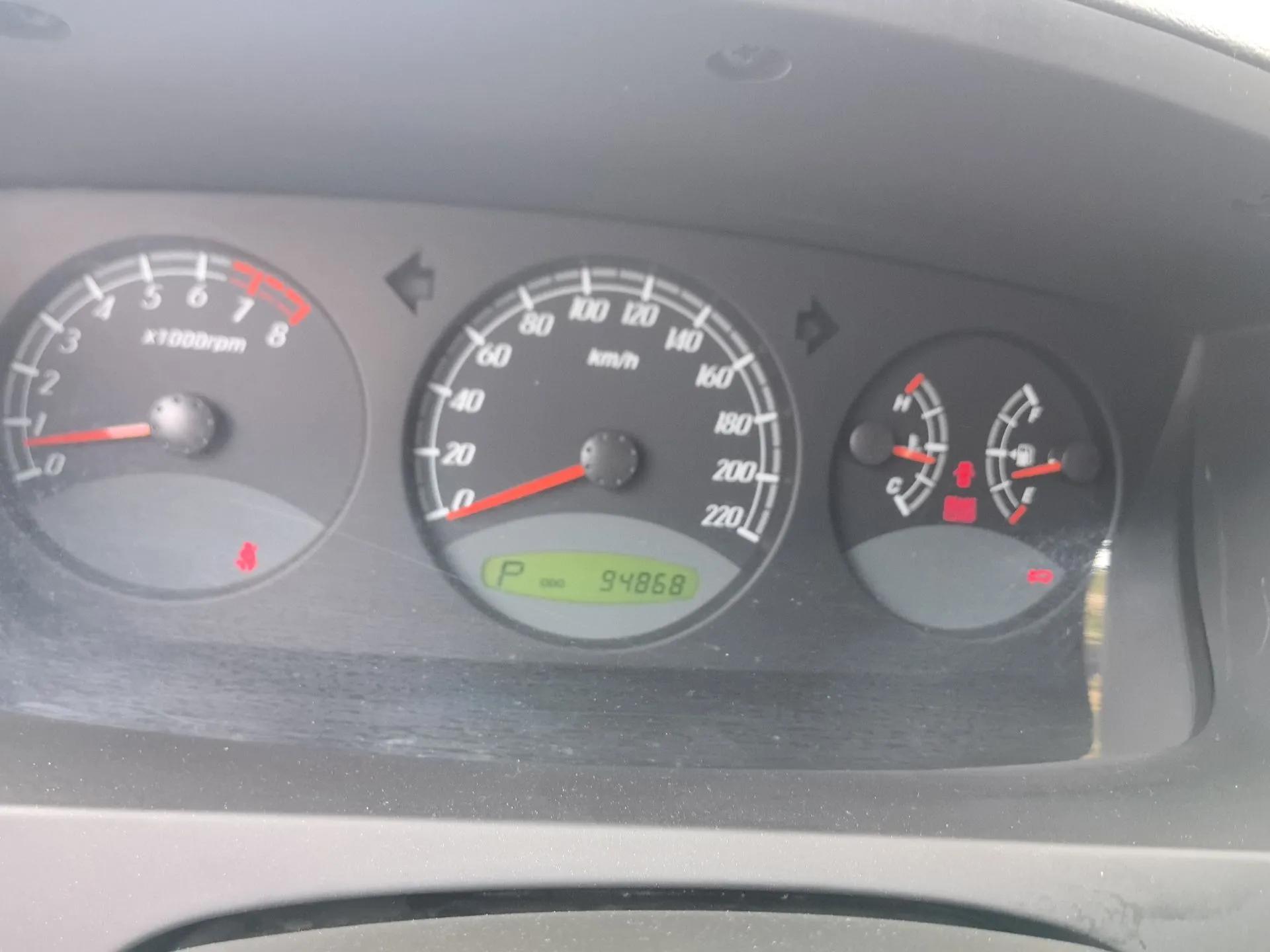 Roewe W5 2013 1.8T 2WD Automatic Xingyu Edition — миниатюра 12