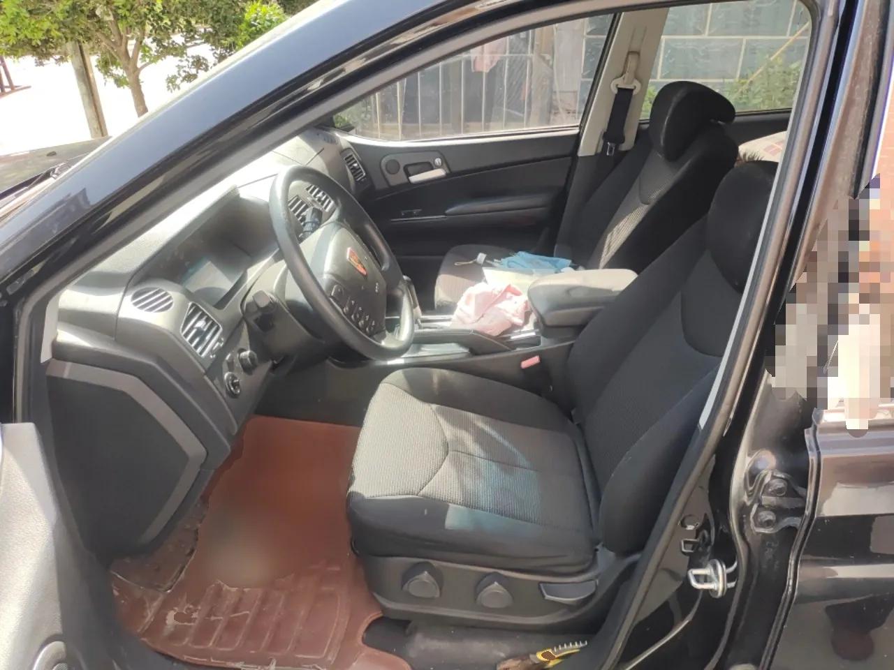 Roewe W5 2013 1.8T 2WD Automatic Xingyu Edition — миниатюра 16