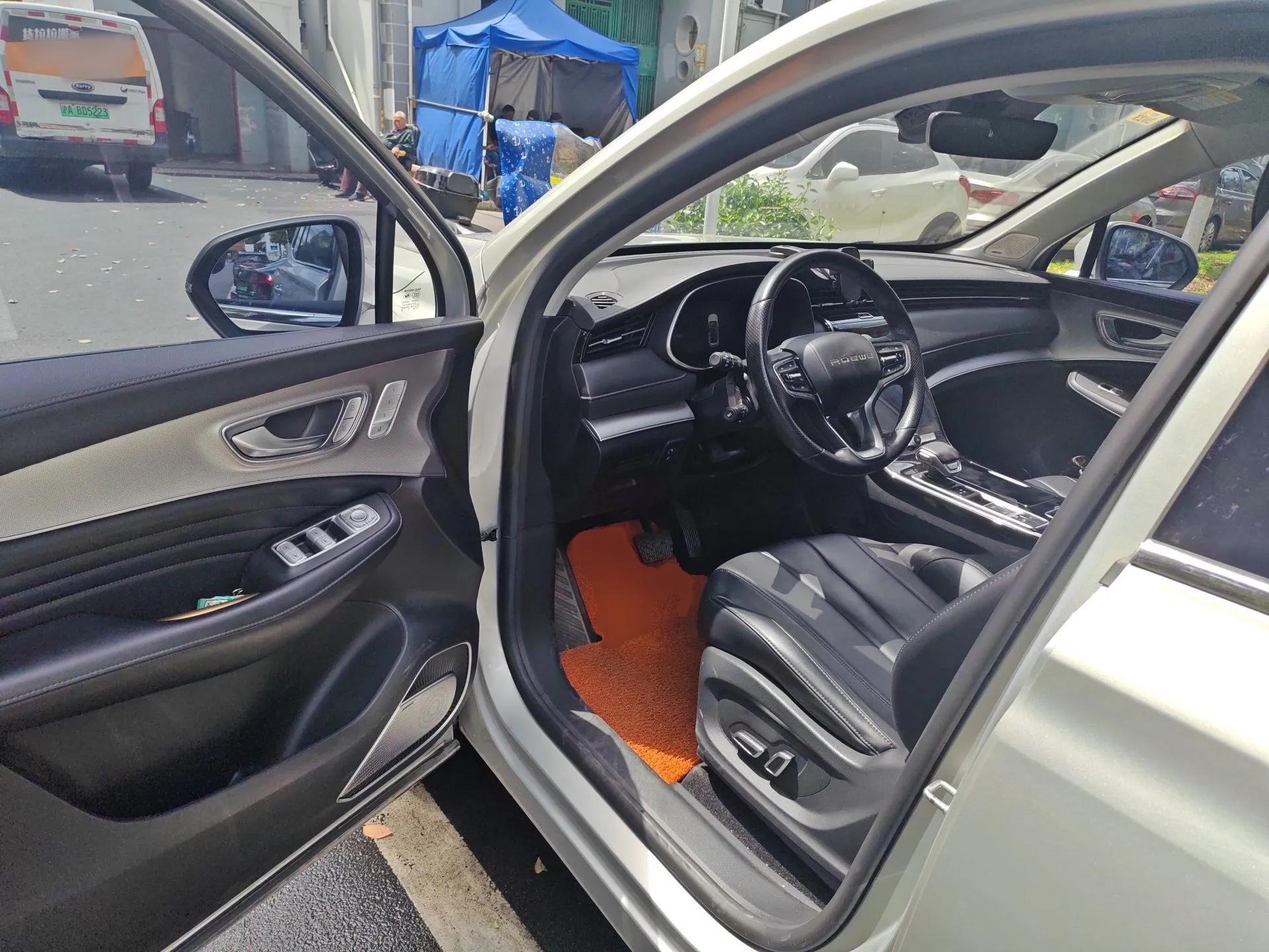 Roewe RX5 eMAX 2020 500 PHEV Smart Cabin Flagship Edition — миниатюра 17