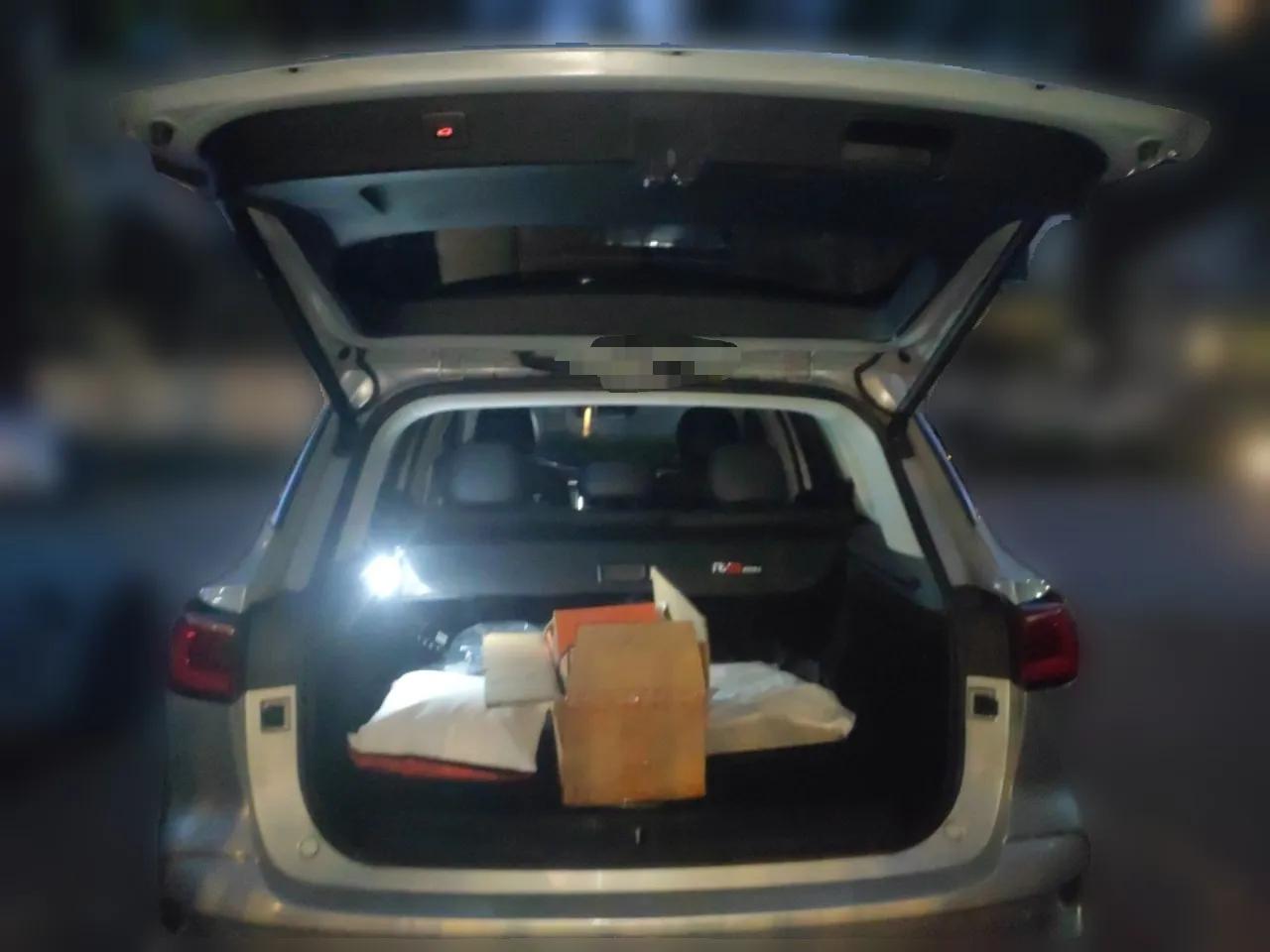 Roewe RX5 eMAX 2020 500 PHEV Smart Cabin Flagship Edition — миниатюра 20