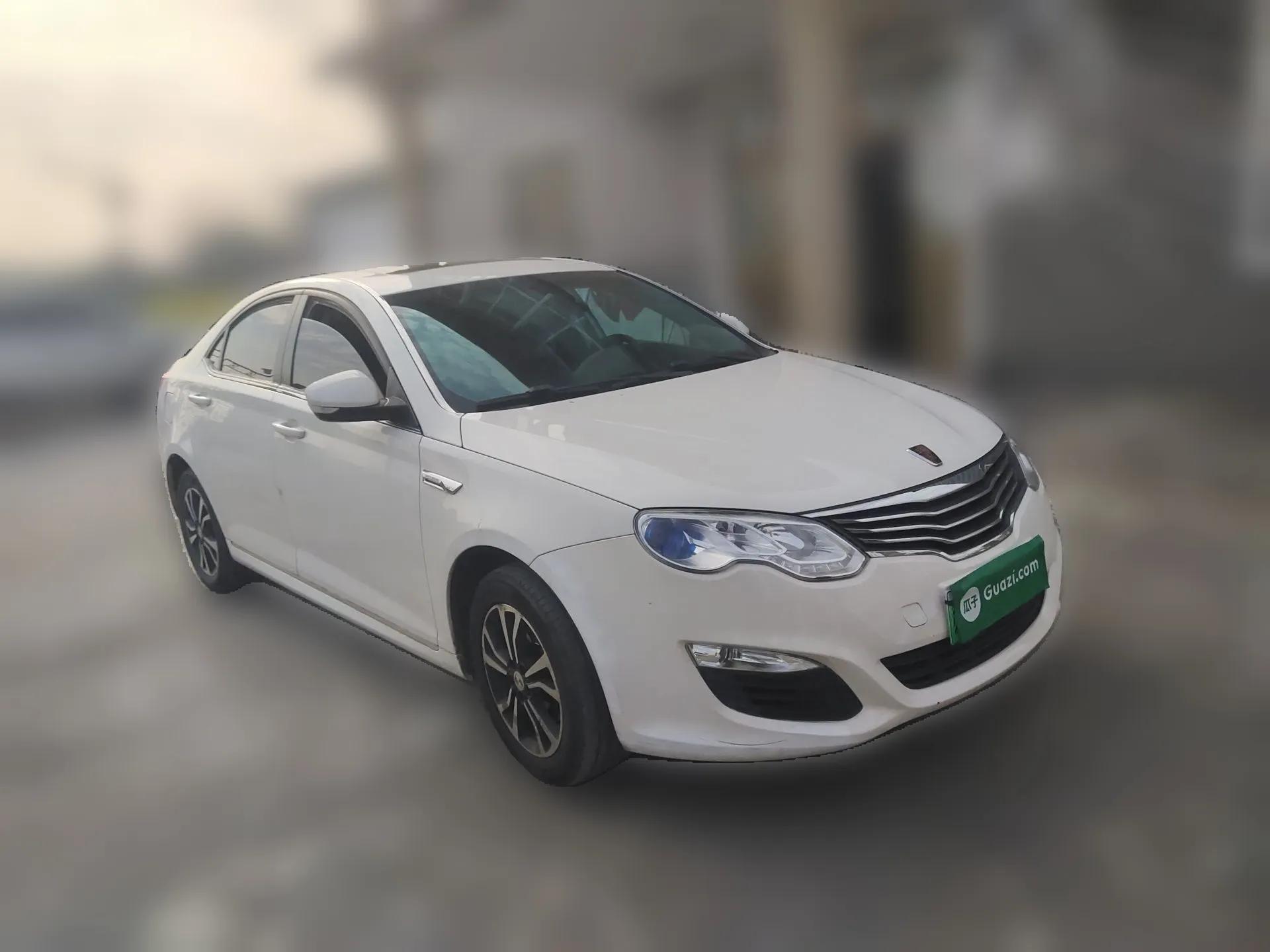 Roewe e550 2016 Deluxe Edition — миниатюра 3