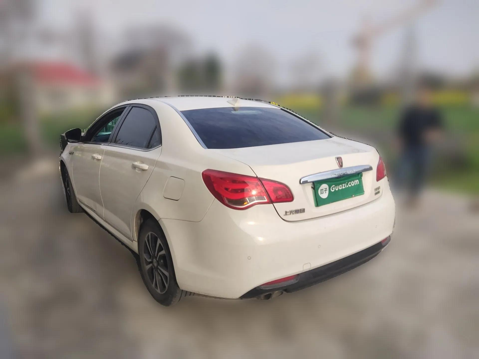 Roewe e550 2016 Deluxe Edition — миниатюра 4