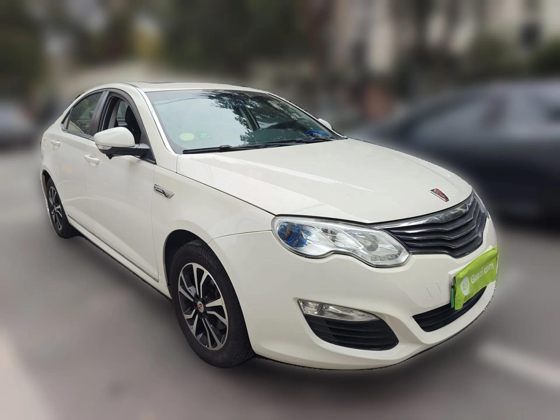 Roewe e550 2016 Deluxe Edition — миниатюра 3