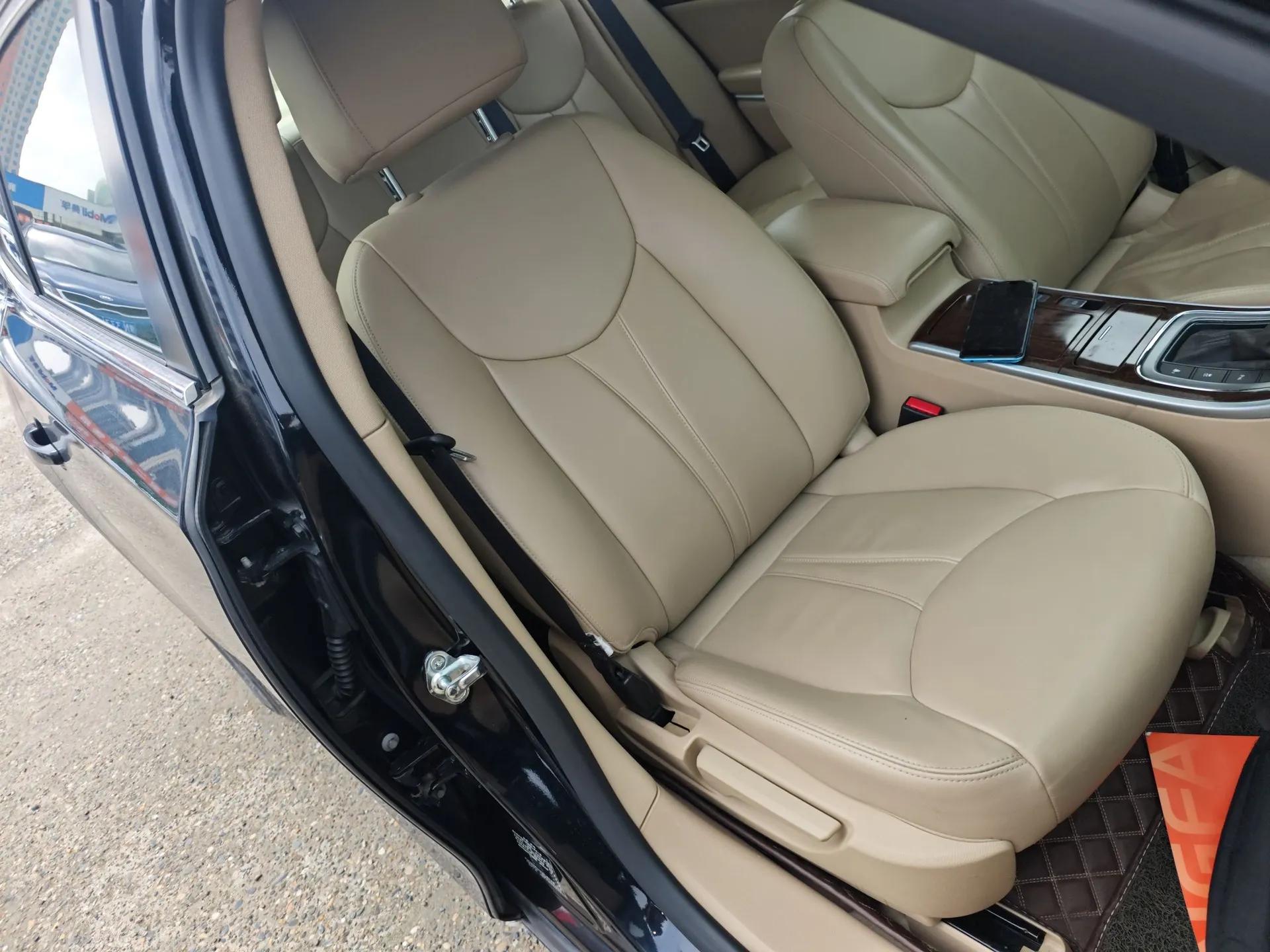 Roewe e950 2017 50T Hybrid Connected Executive Edition — миниатюра 22