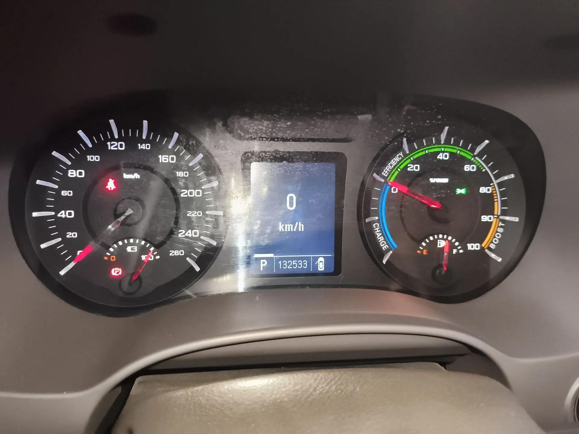 Roewe e950 2016 1.4T Luxury Edition — миниатюра 12