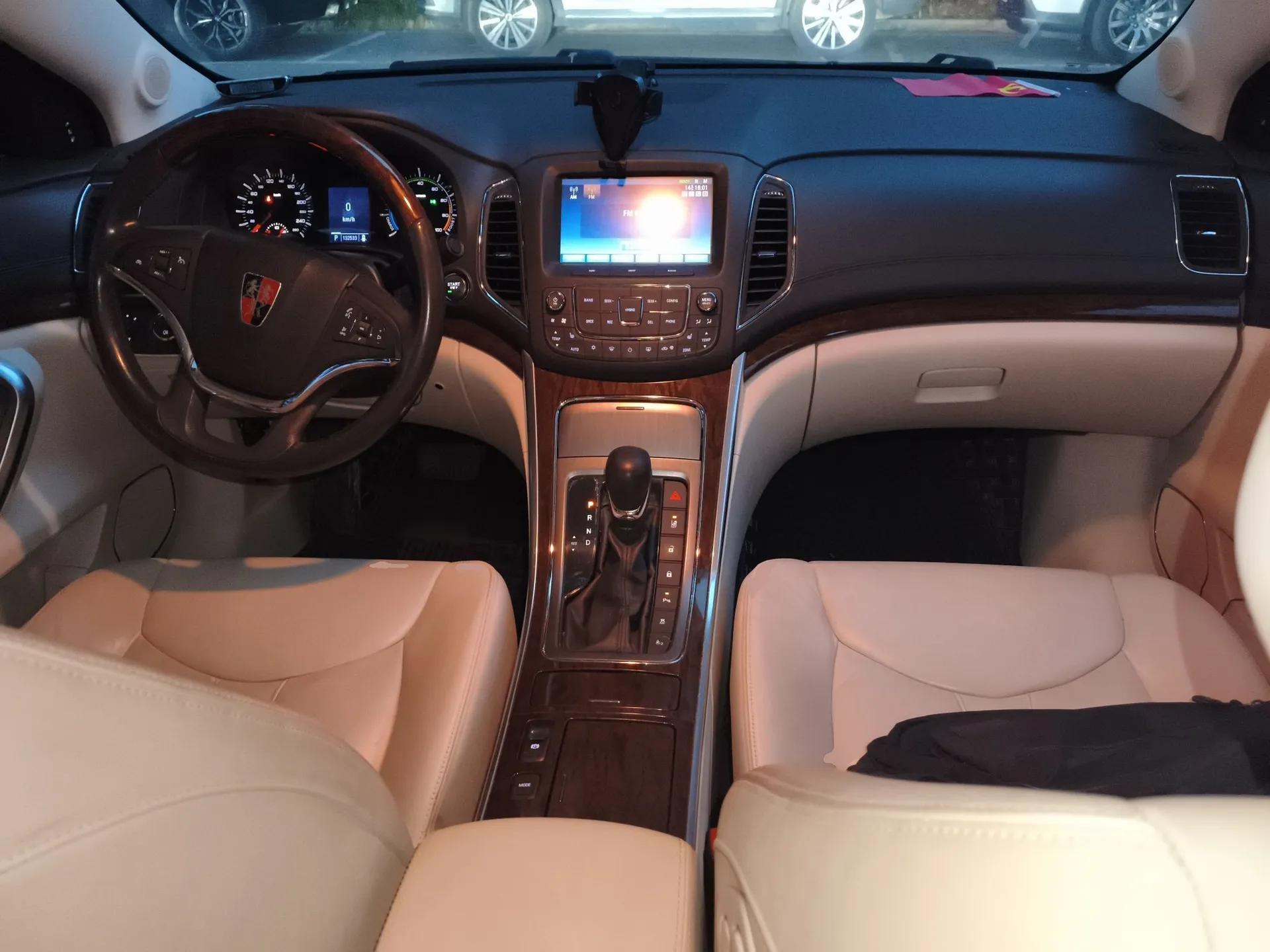 Roewe e950 2016 1.4T Luxury Edition — миниатюра 10