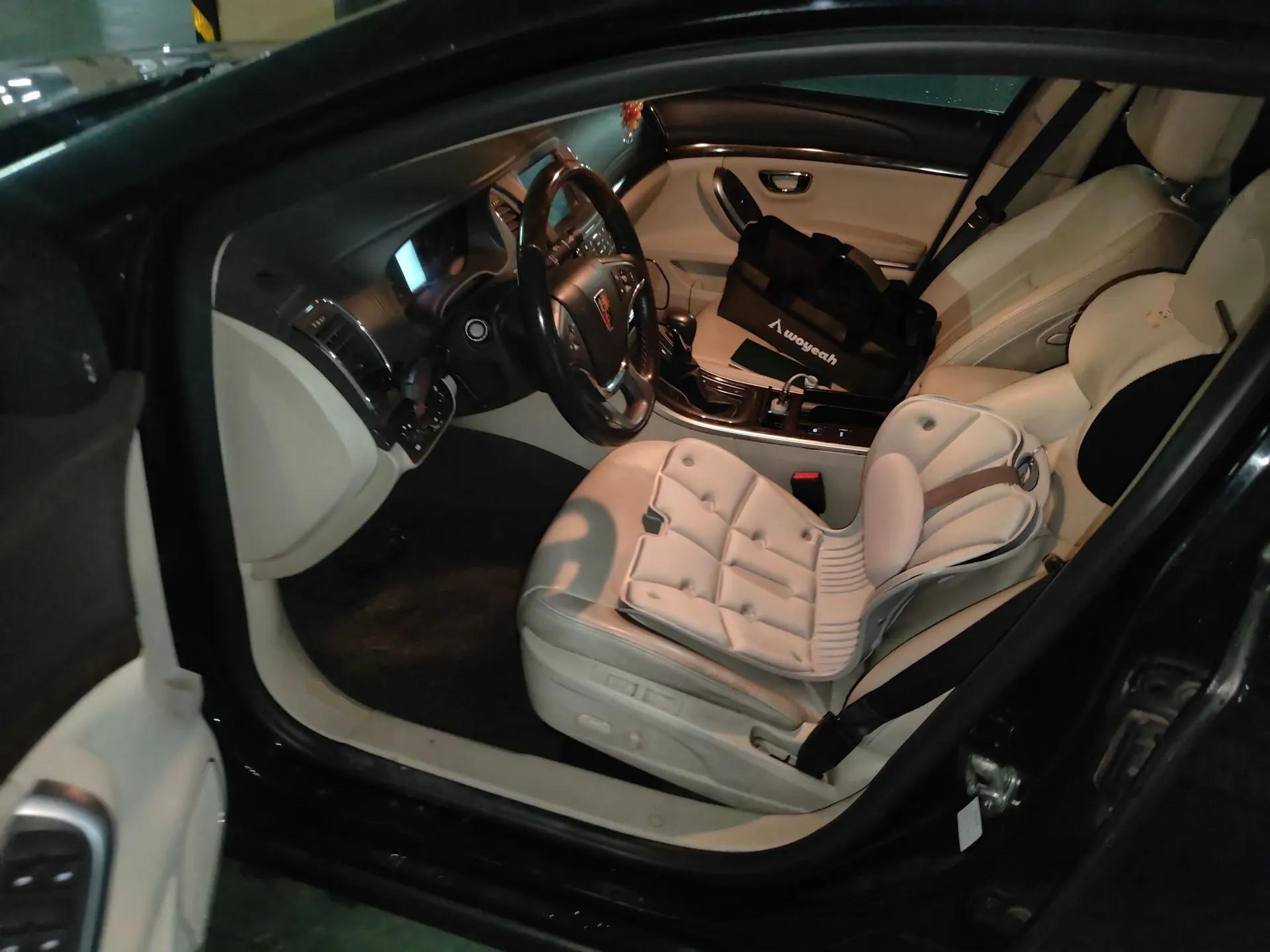 Roewe e950 2017 50T Hybrid Connected Executive Edition — миниатюра 17