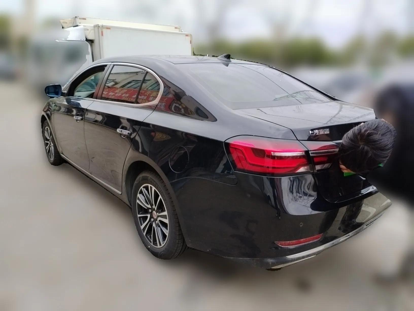 Roewe e950 2017 50T Hybrid Connected Executive Edition — миниатюра 4