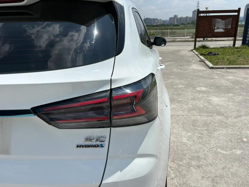 Roewe Longmao 2022 1.5L Dynamic Cat Edition — миниатюра 6