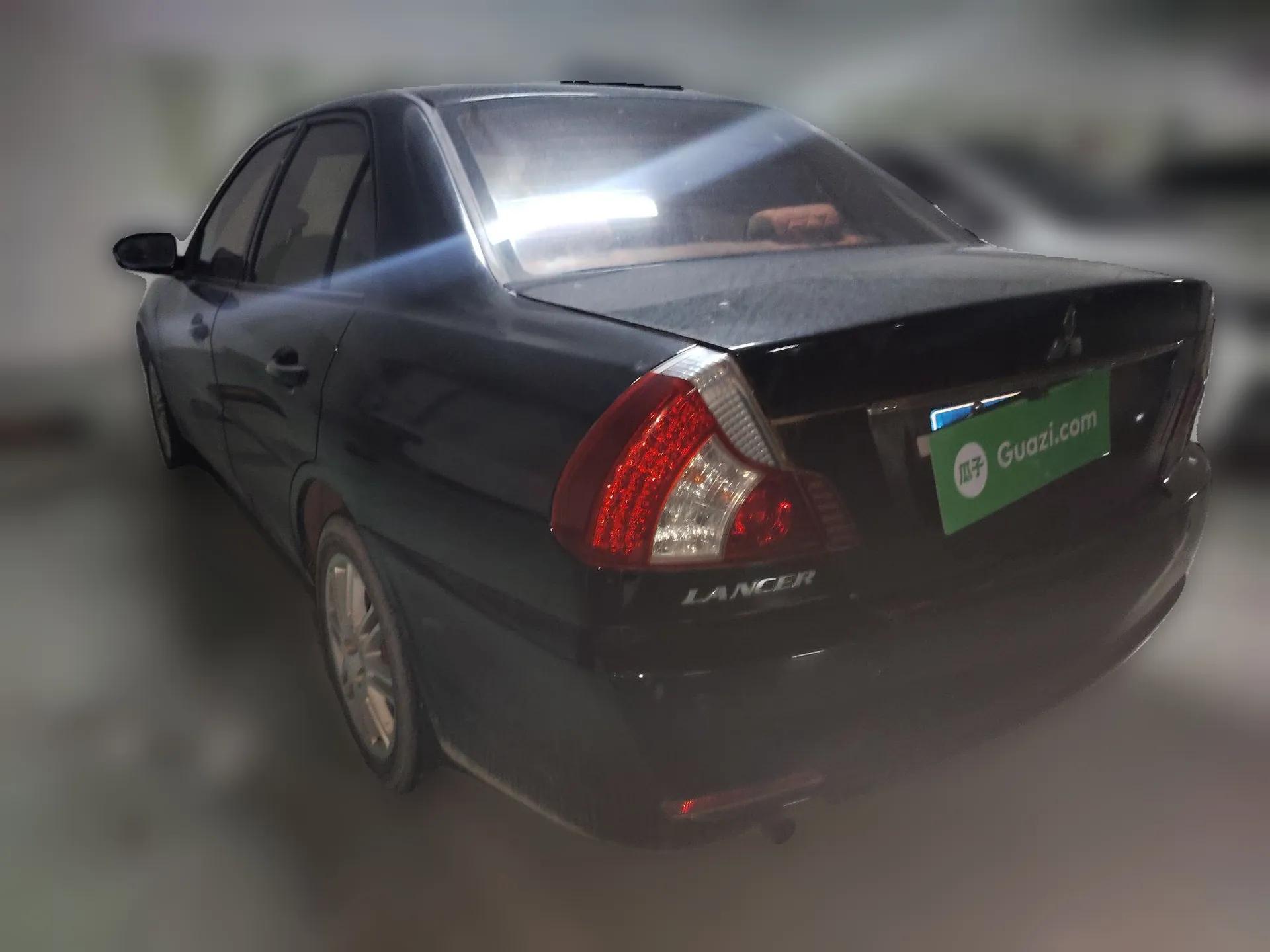 Mitsubishi LANCER 2012 1.6L Manual Comfort Edition SEi — миниатюра 4