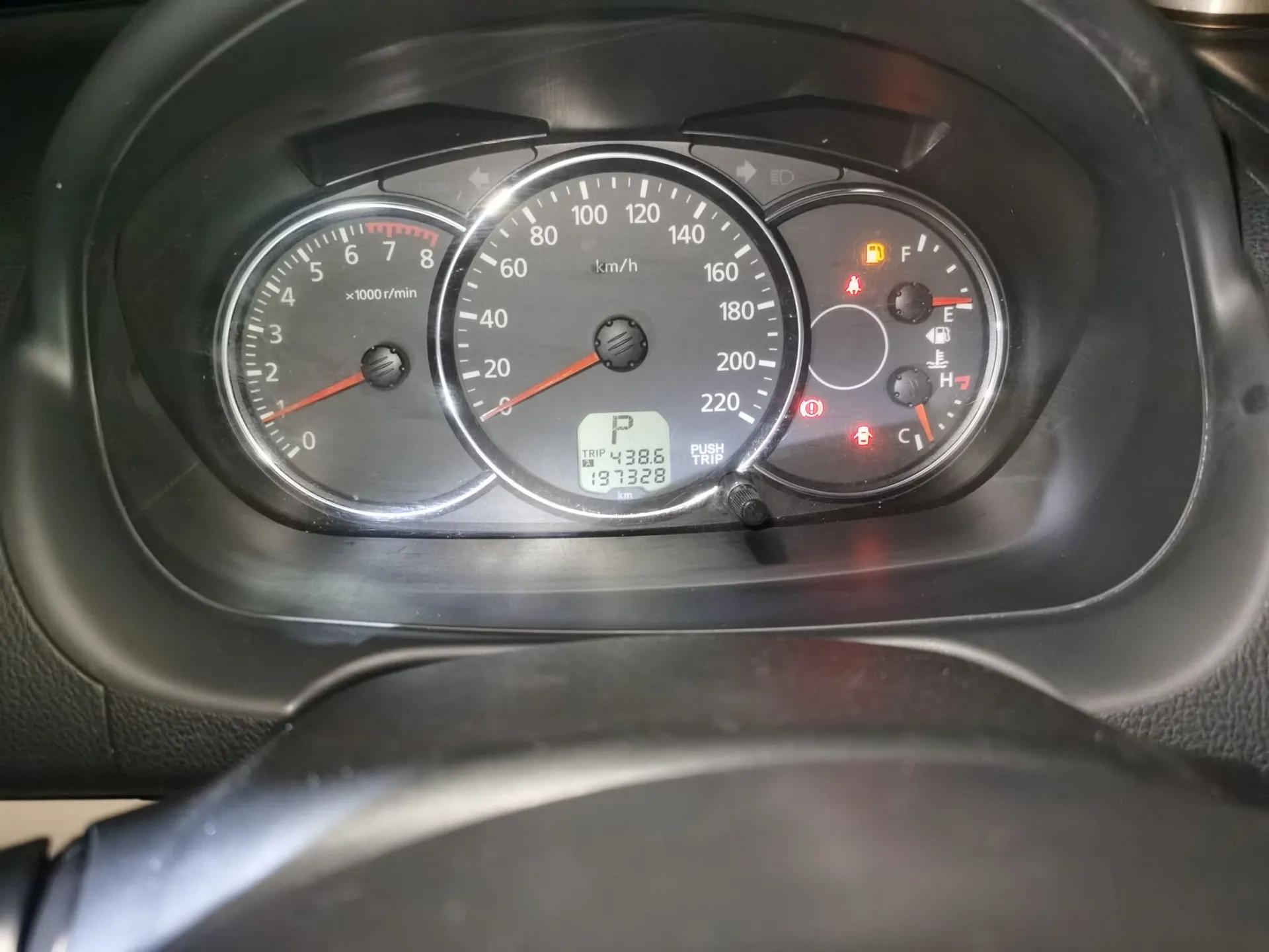 Mitsubishi Pajero Sport 2013 3.0L Automatic Two-Wheel Drive Luxury Edition — миниатюра 13