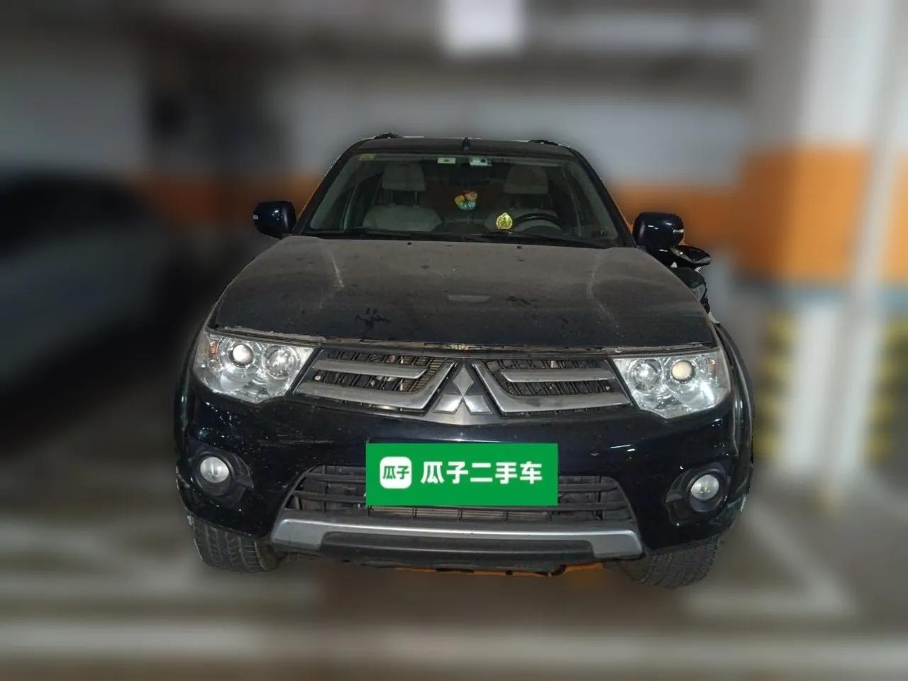 Mitsubishi Pajero Sport 2013 3.0L Automatic Two-Wheel Drive Luxury Edition — миниатюра 2