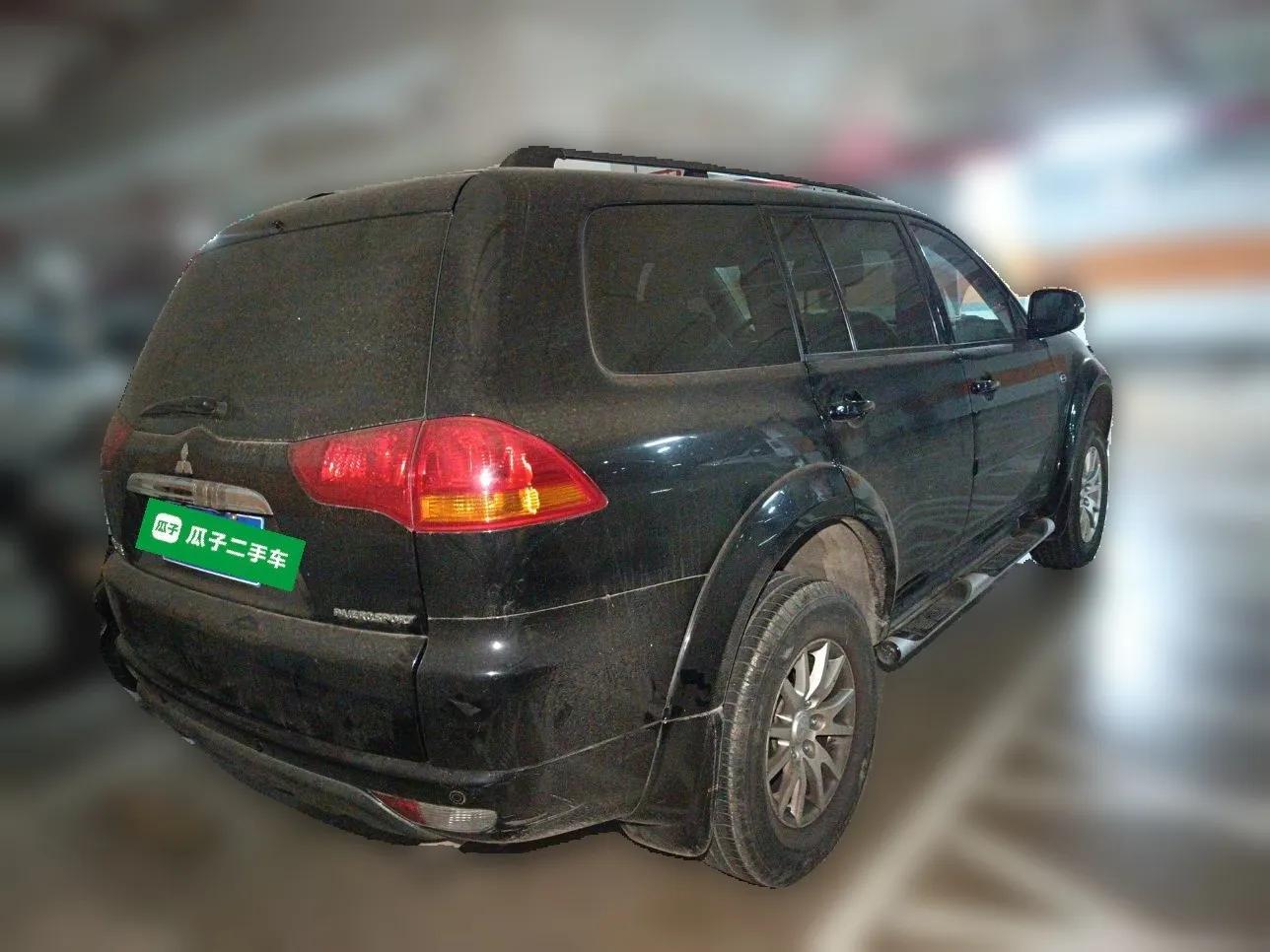 Mitsubishi Pajero Sport 2013 3.0L Automatic Two-Wheel Drive Luxury Edition — миниатюра 6