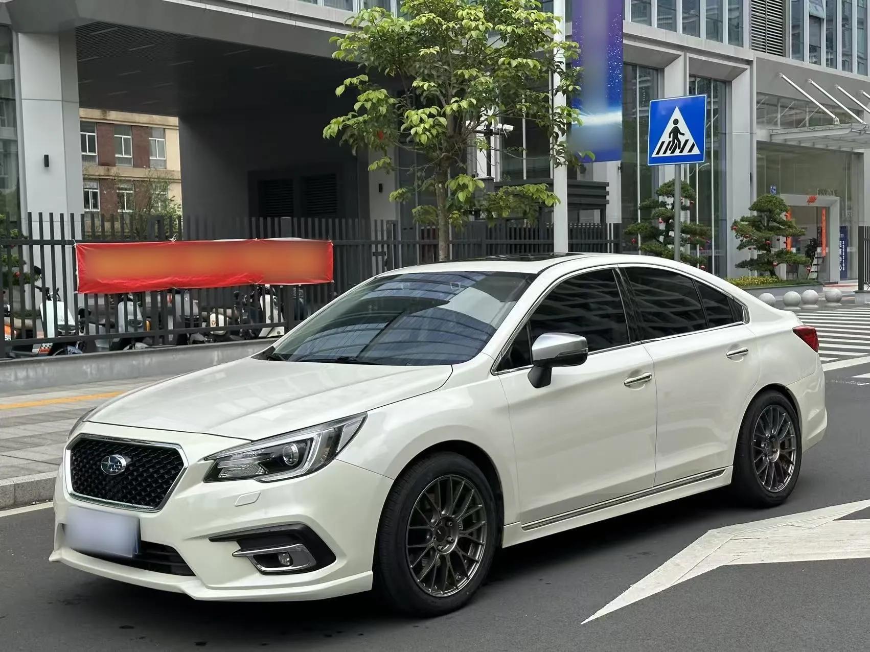 Subaru Legacy 2018 2.5i All-Wheel-Drive Prestige Edition EyeSight — миниатюра 1