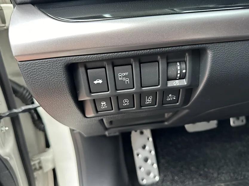 Subaru Legacy 2017 2.5i All-Wheel-Drive Prestige Edition EyeSight — миниатюра 31