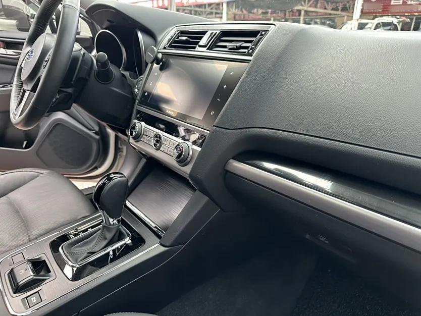 Subaru Legacy 2017 2.5i All-Wheel-Drive Prestige Edition EyeSight — миниатюра 37