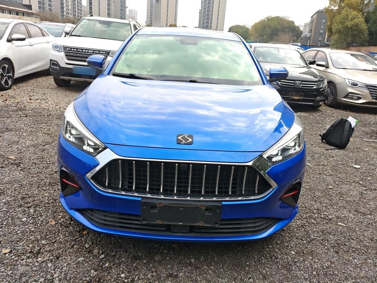 SOL A5 2022 1.5T CVT Youth Edition — миниатюра 2