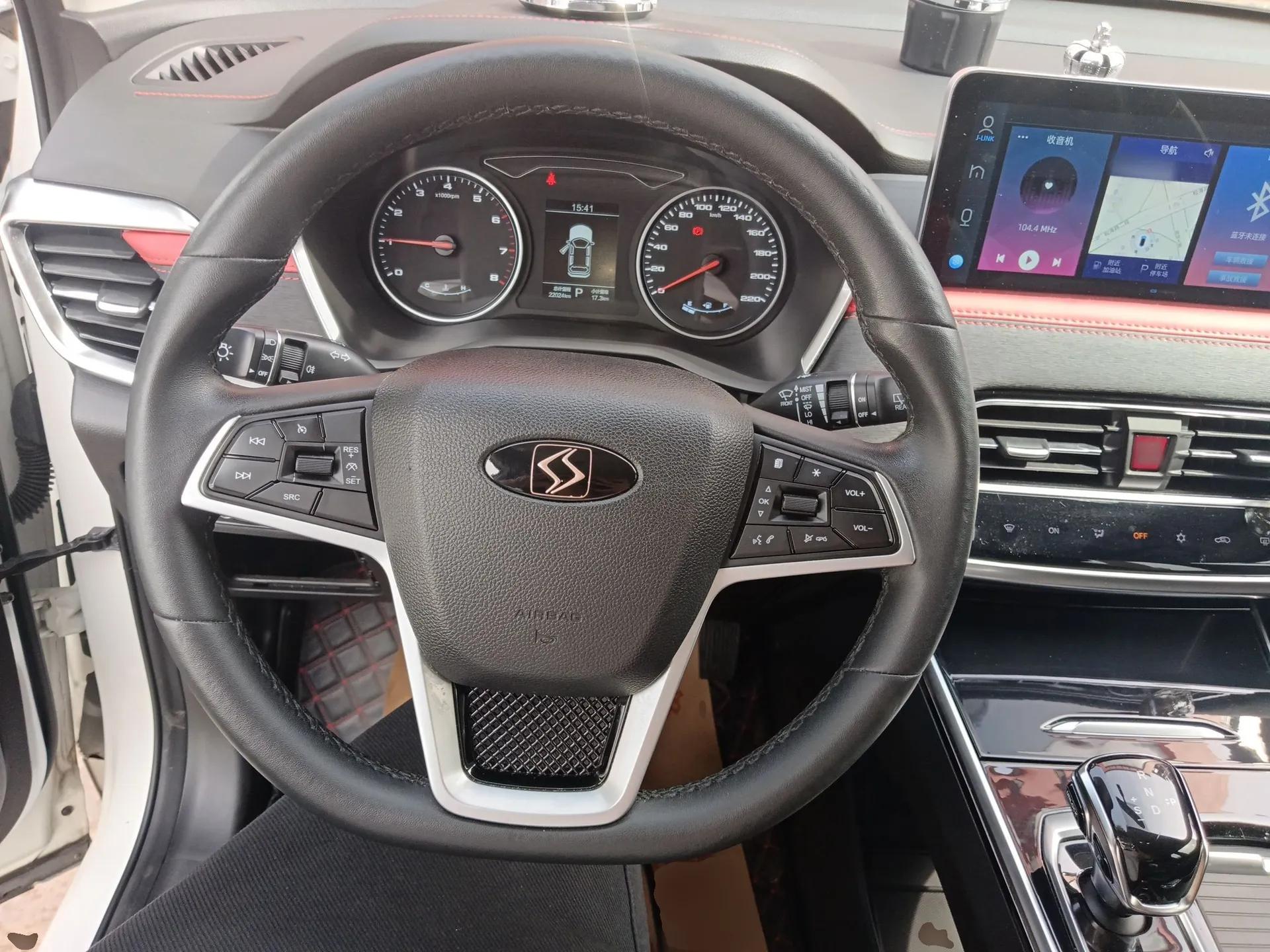 SOL X8 2021 300T DCT Leading Smart Connectivity Version 7 Seats — миниатюра 14