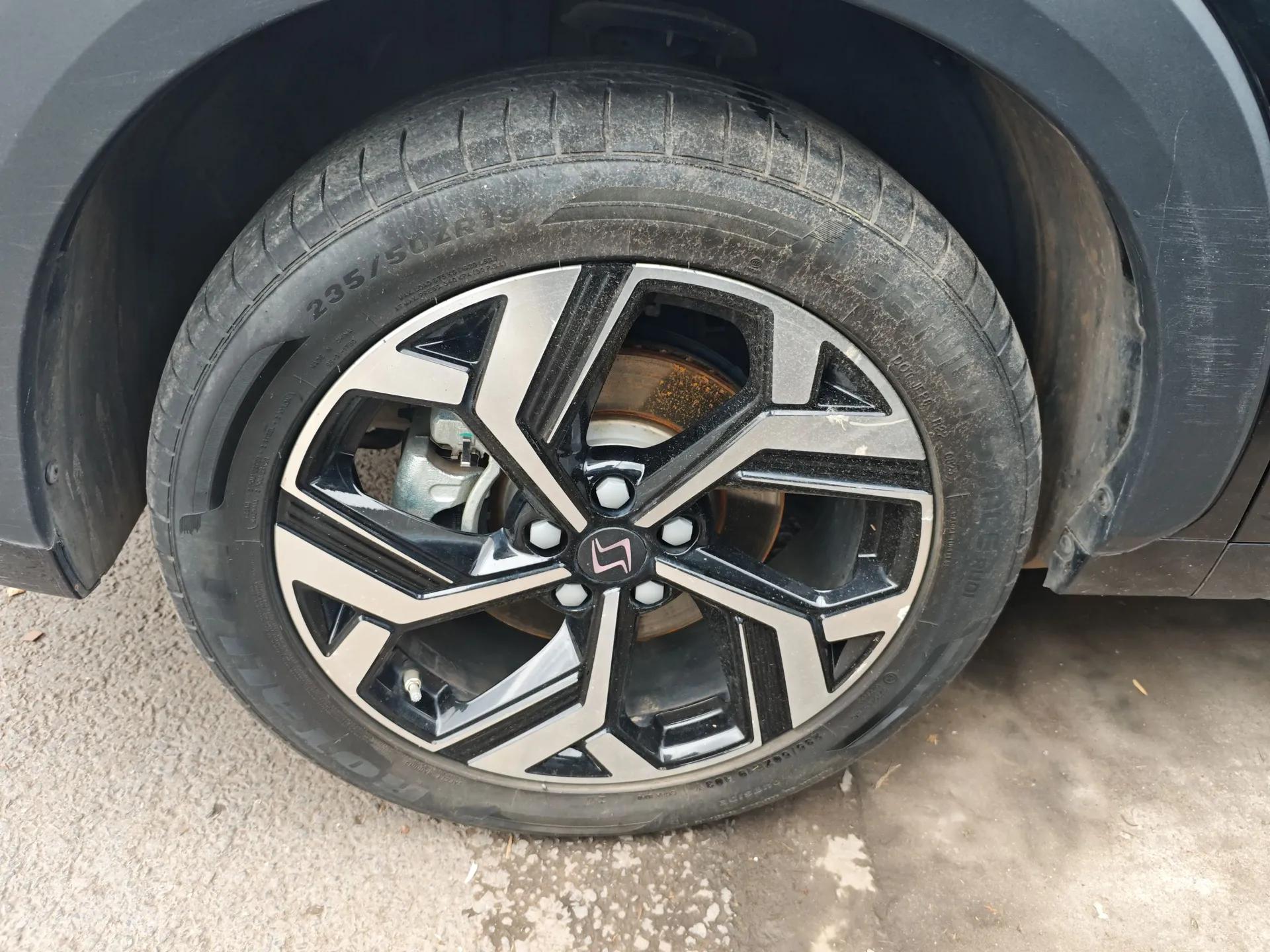SOL X8 2021 300T DCT Leading Smart Connectivity Version 7 Seats — миниатюра 9