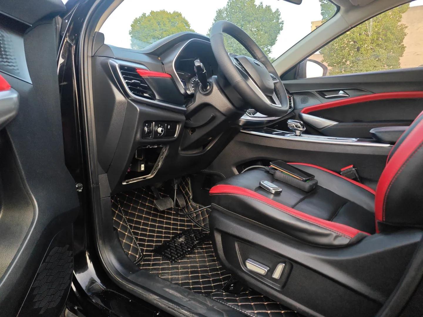 SOL X8 2021 300T DCT Prestige Smart Connectivity Edition 5-seater — миниатюра 19