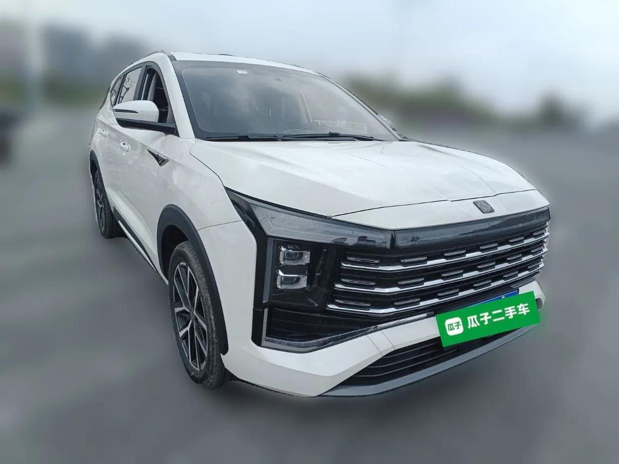 SOL X8 PLUS 2023 1.5 TGDI DCT Smart Home Edition 7-Seater — миниатюра 3