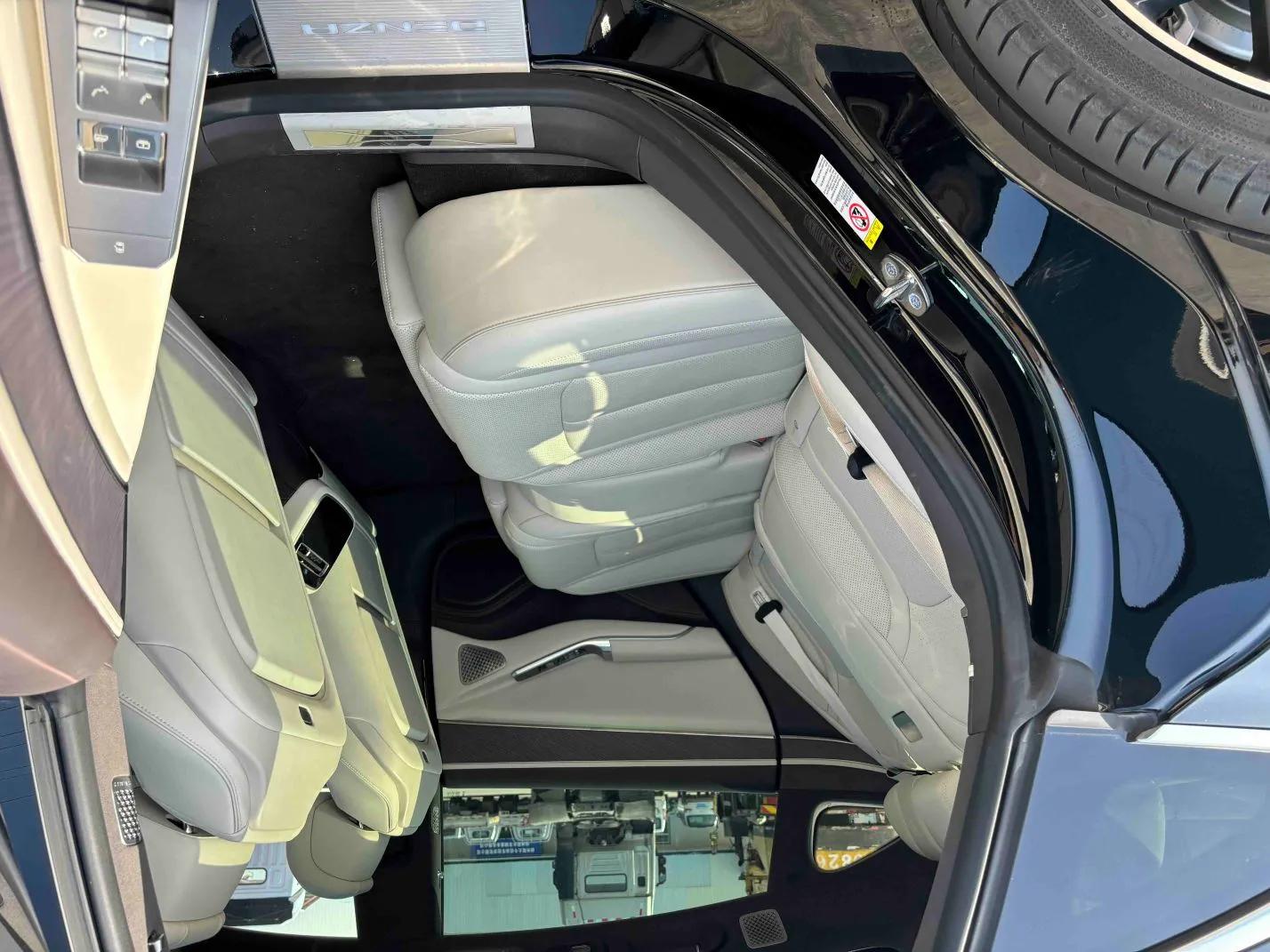 Denza Z9 2024 1100 km Four-Wheel Drive Max Version — миниатюра 21