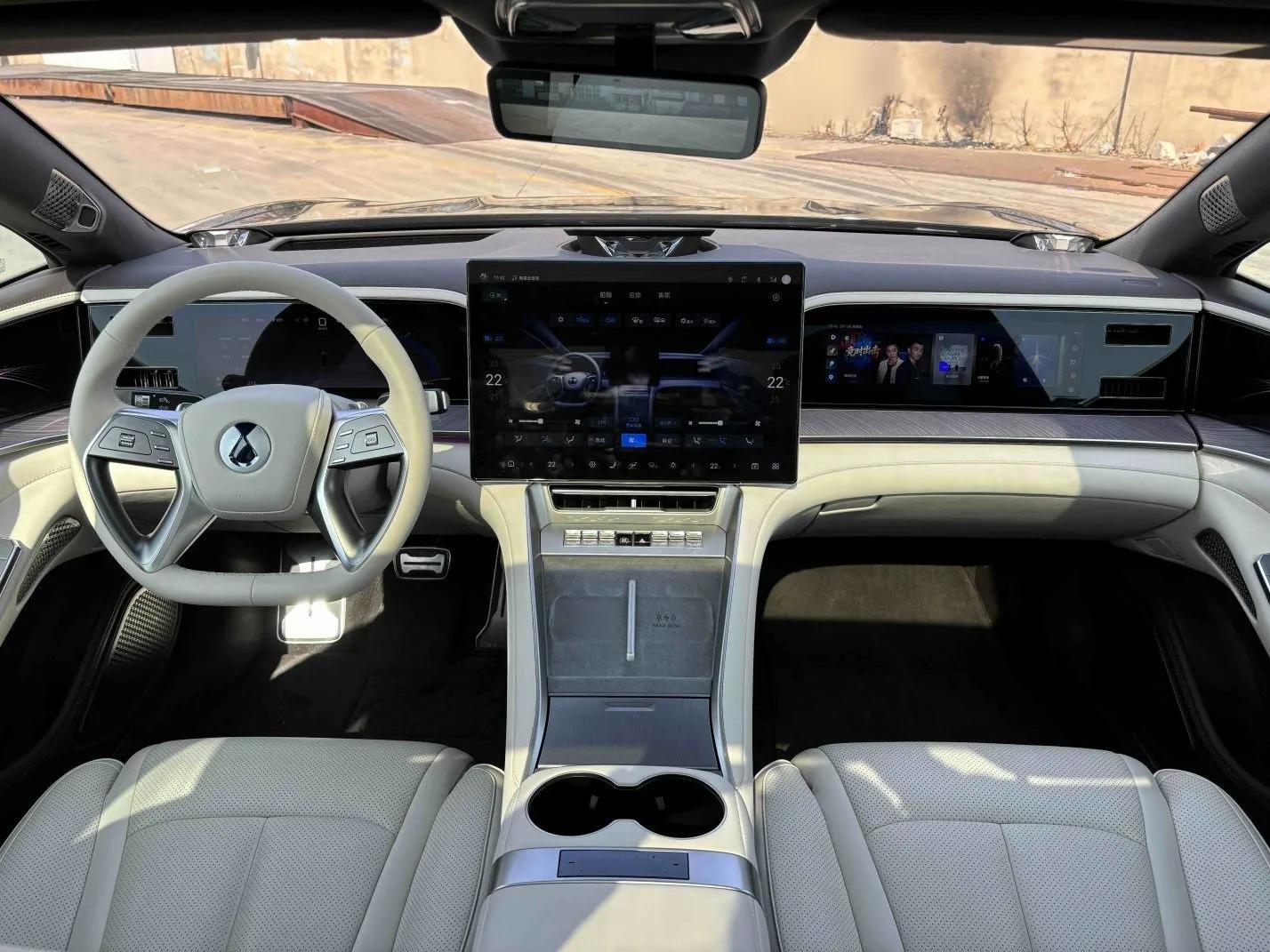 Denza Z9 2024 1100 km Four-Wheel Drive Max Version — миниатюра 24