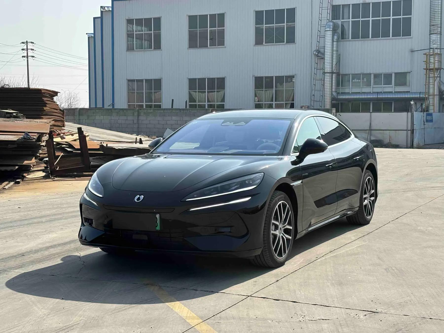 Denza Z9 2024 1100 km Four-Wheel Drive Max Version — миниатюра 4
