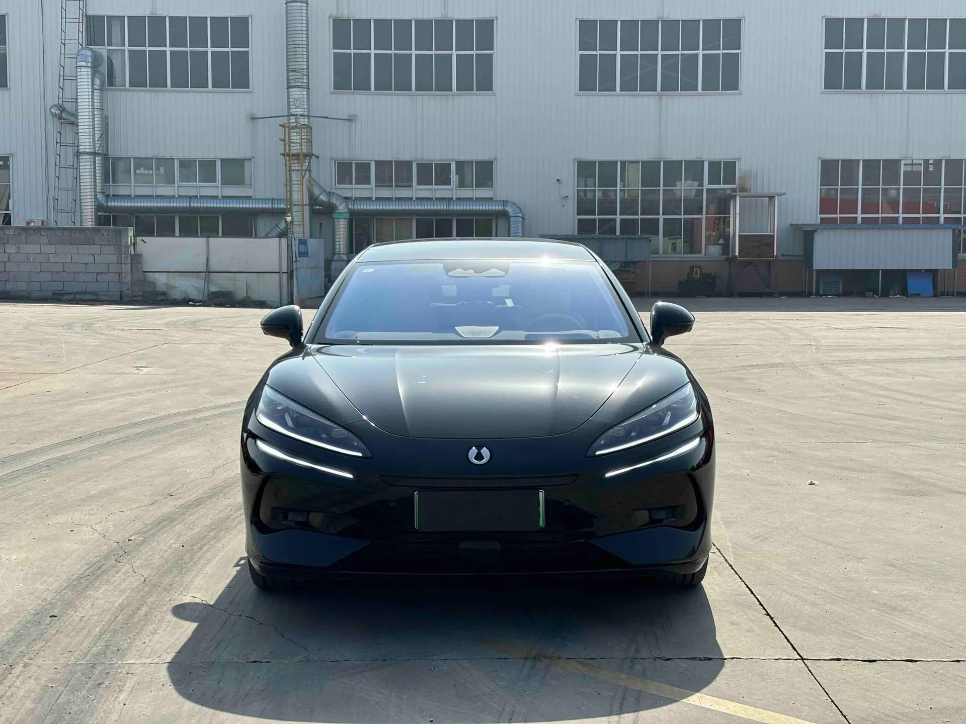 Denza Z9 2024 1100 km Four-Wheel Drive Max Version — миниатюра 5