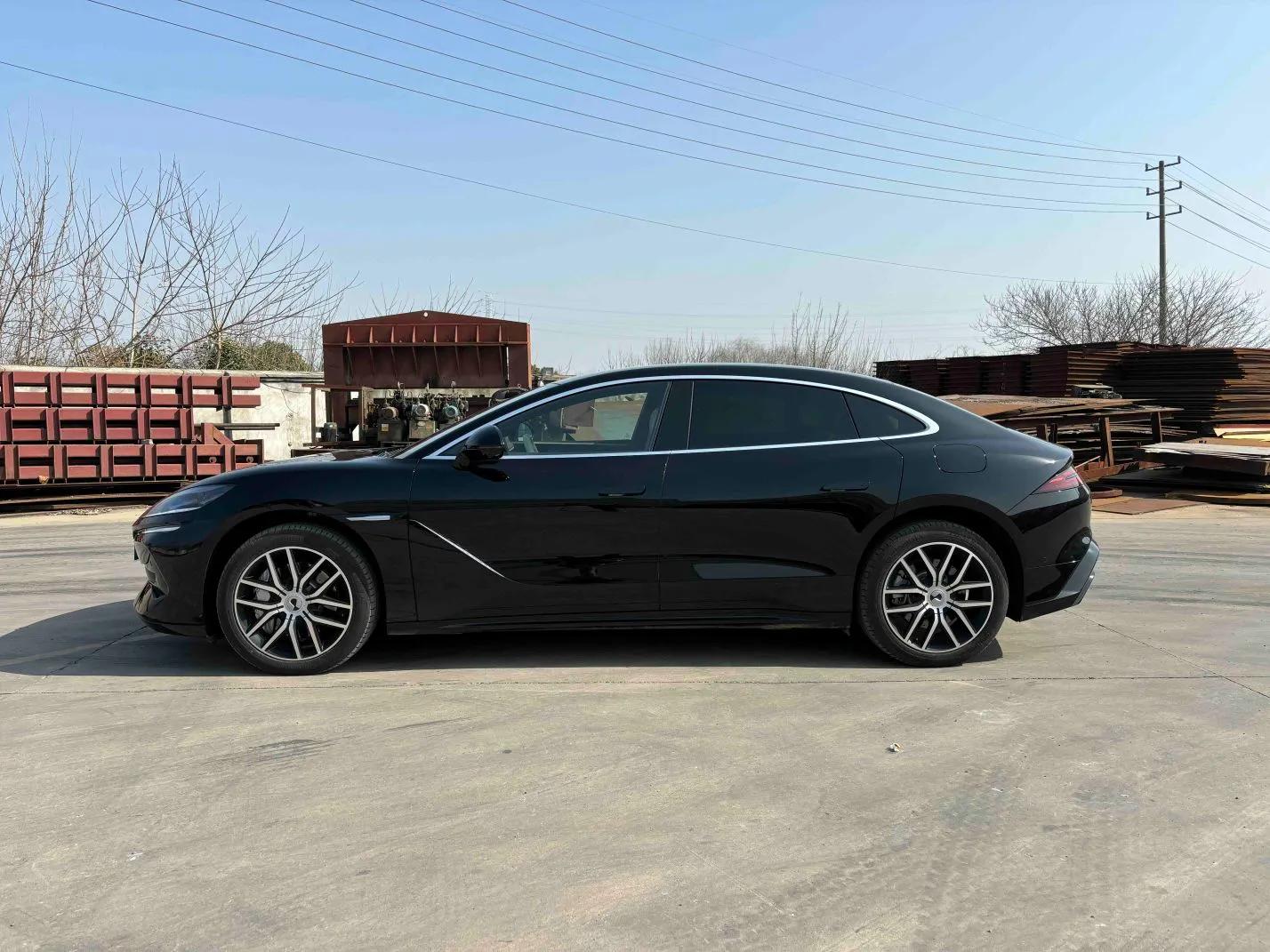 Denza Z9 2024 1100 km Four-Wheel Drive Max Version — миниатюра 8