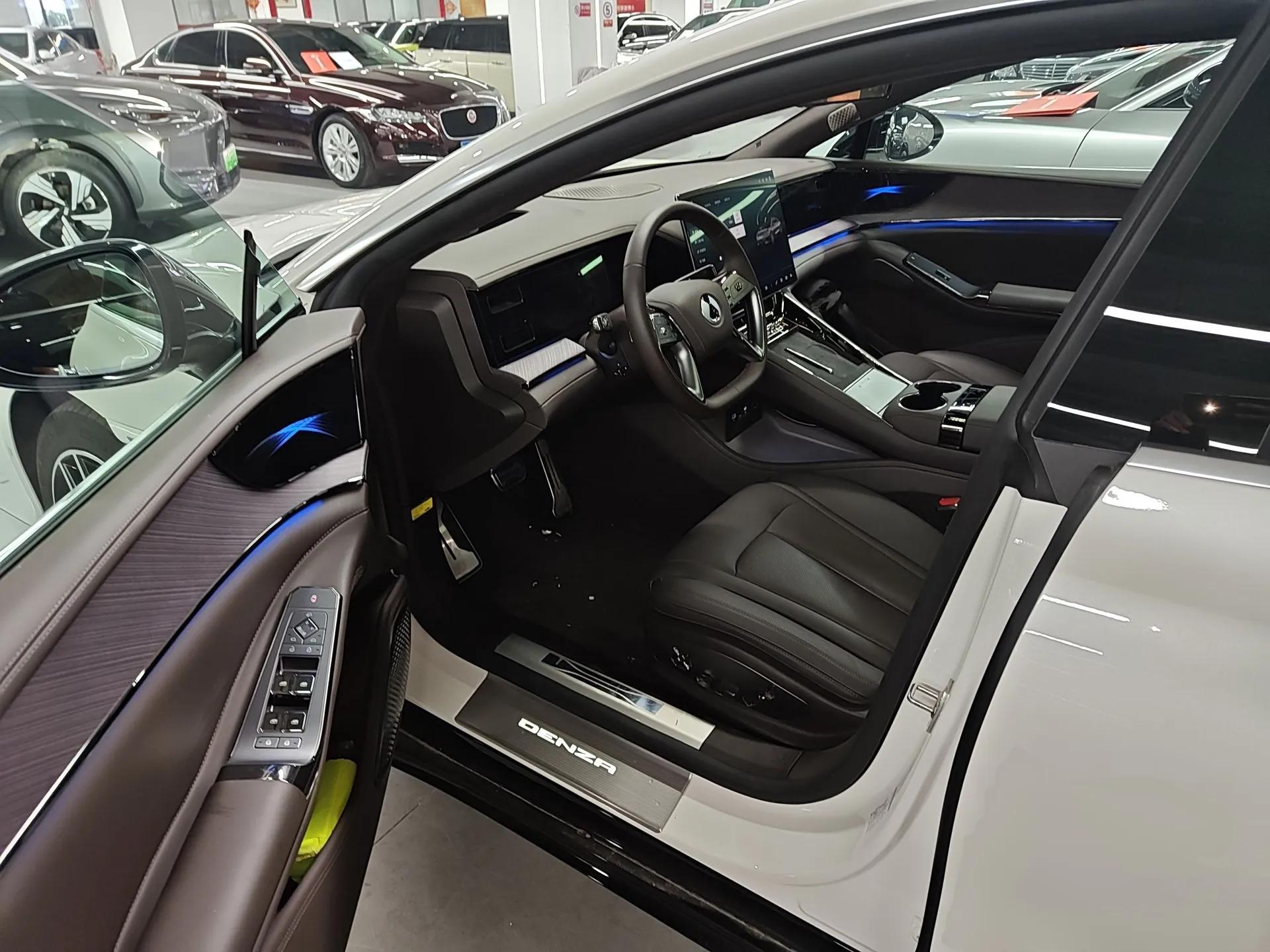 Denza Z9 2024 1100 km Four-Wheel Drive Max Version — миниатюра 18
