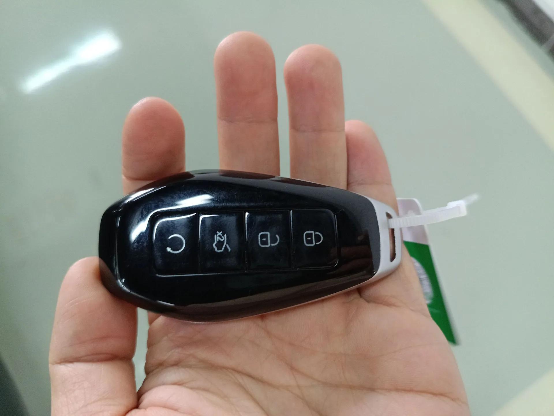 Denza Z9 2024 1100 km Four-Wheel Drive Max Version — миниатюра 12