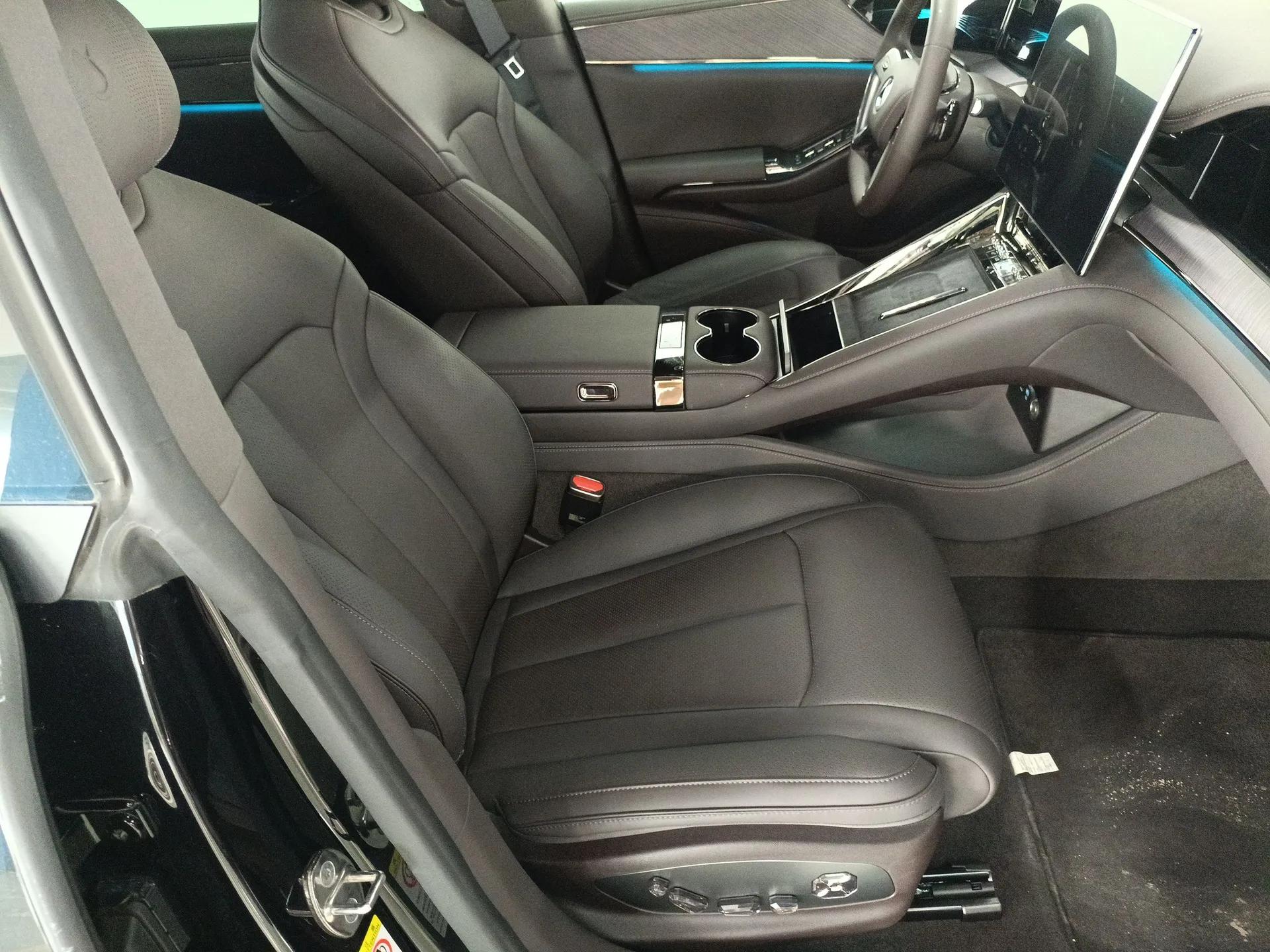Denza Z9 2024 1100 km Four-Wheel Drive Max Version — миниатюра 23