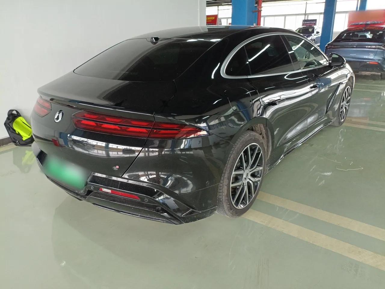 Denza Z9 2024 1100 km Four-Wheel Drive Max Version — миниатюра 6