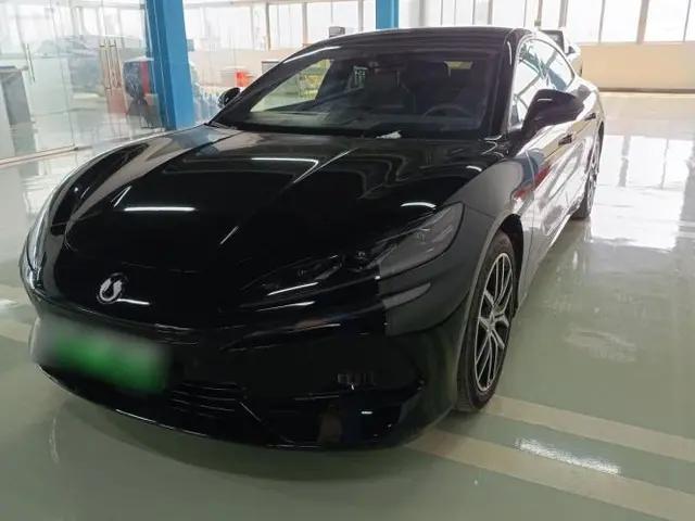 Denza Z9 2024 1100 km Four-Wheel Drive Max Version