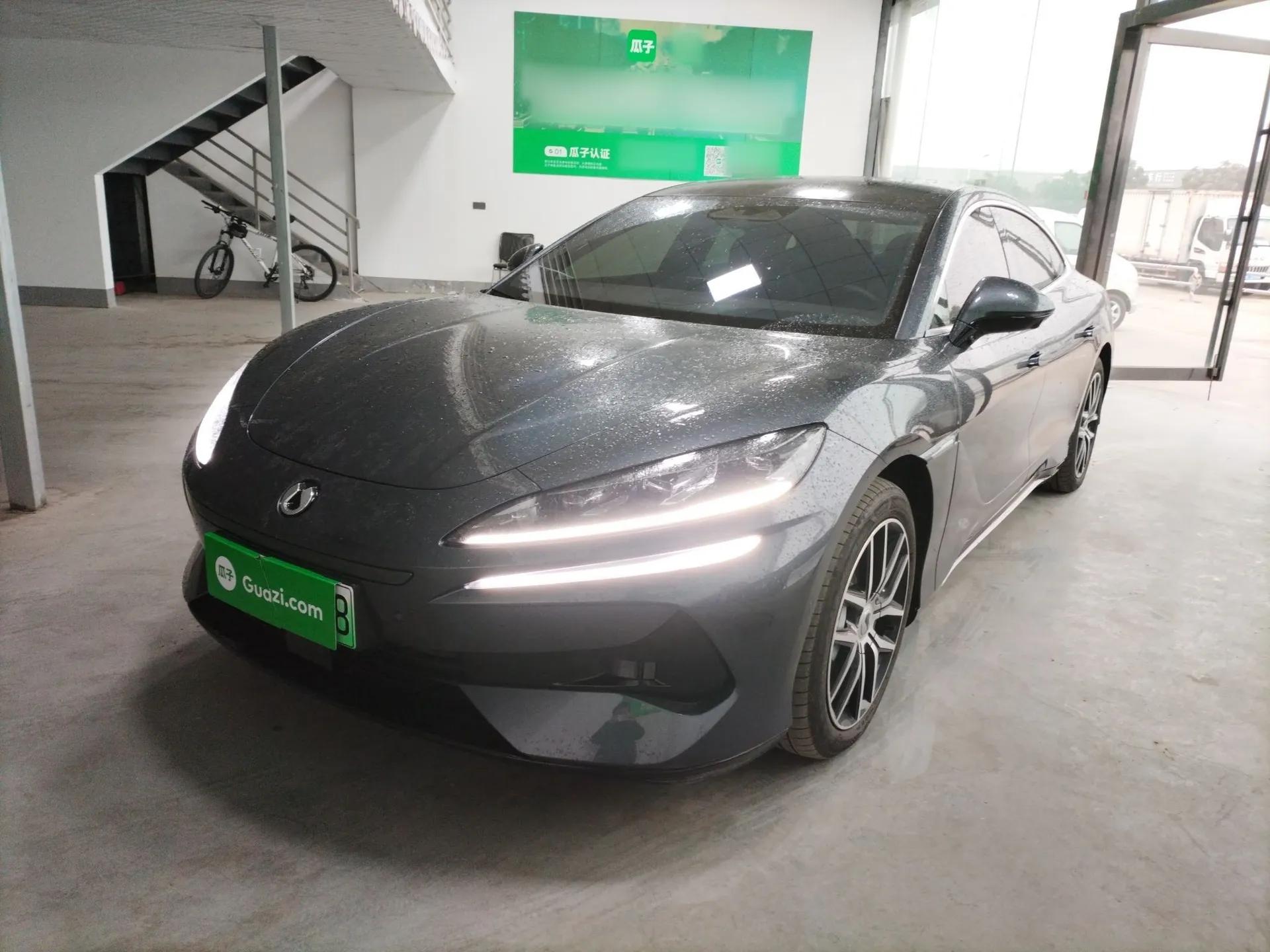 Denza Z9 2024 1100 km Four-Wheel Drive Max Version — миниатюра 1