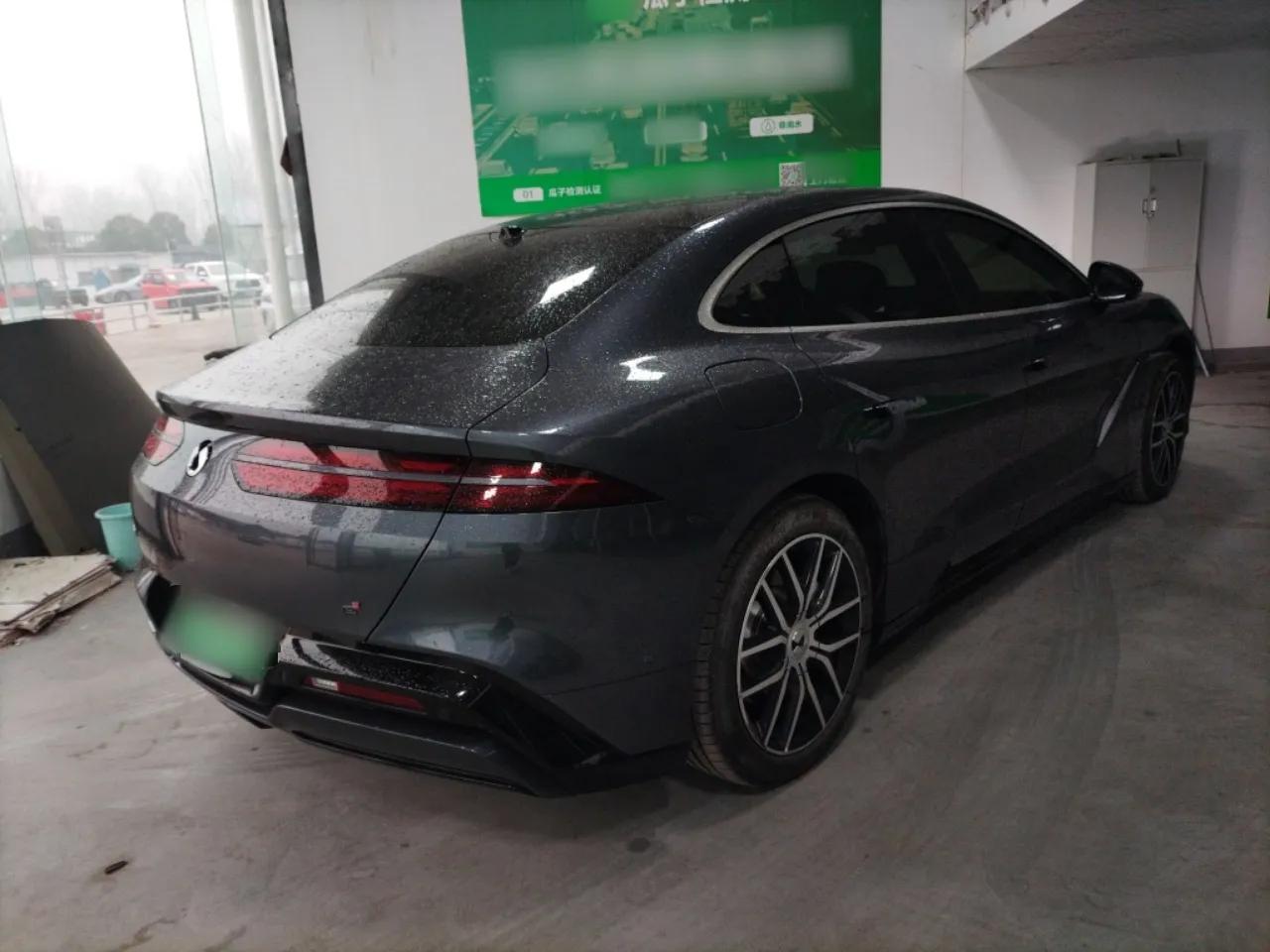 Denza Z9 2024 1100 km Four-Wheel Drive Max Version — миниатюра 6