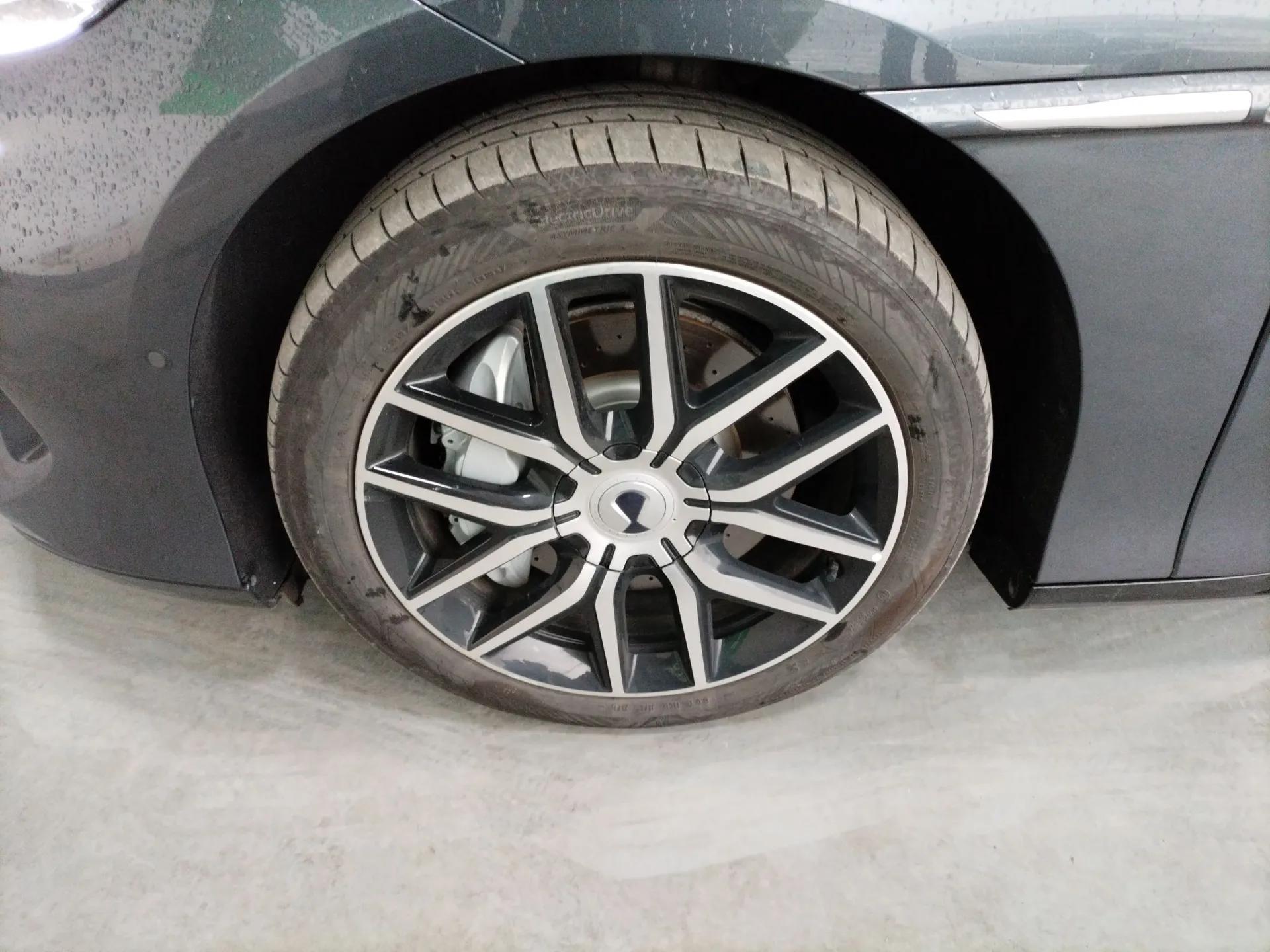 Denza Z9 2024 1100 km Four-Wheel Drive Max Version — миниатюра 8