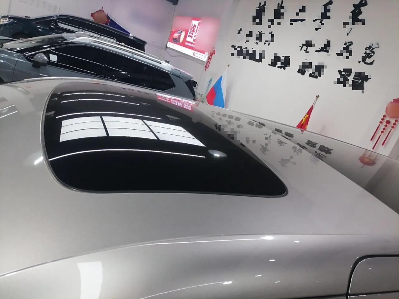 Volvo EM90 2025 Ultra Six-Seater — миниатюра 11