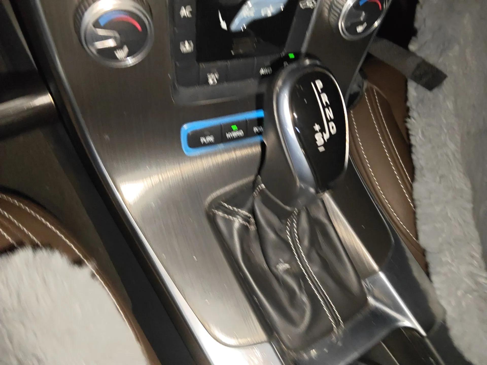 Volvo S60 New Energy 2015 S60L E-Drive Hybrid T6 Smart Drive Edition — миниатюра 15