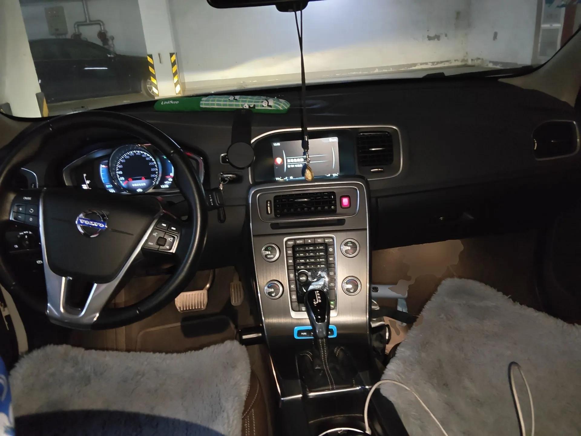 Volvo S60 New Energy 2015 S60L E-Drive Hybrid T6 Smart Drive Edition — миниатюра 10