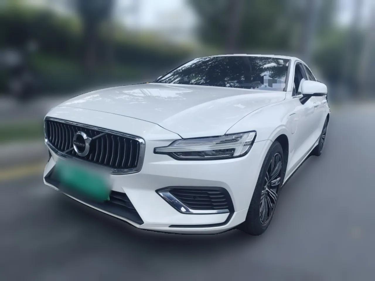 Volvo S60 New Energy 2021 T8 E-Drive Hybrid Four-Wheel Drive Smart Luxury Edition — миниатюра 1